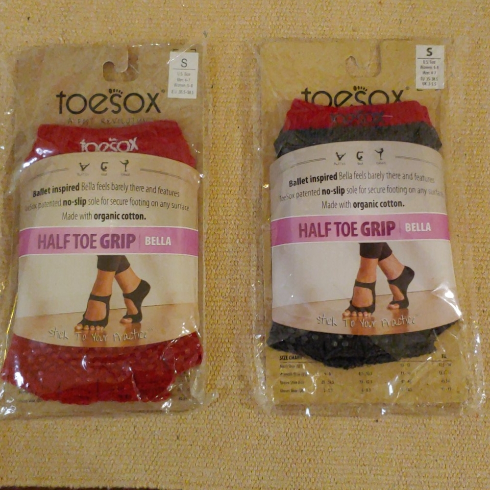 Toesox Yoga socks